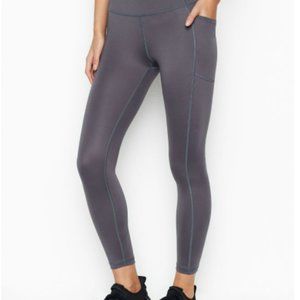 Victoria’s Secret Incredible Essential Legging